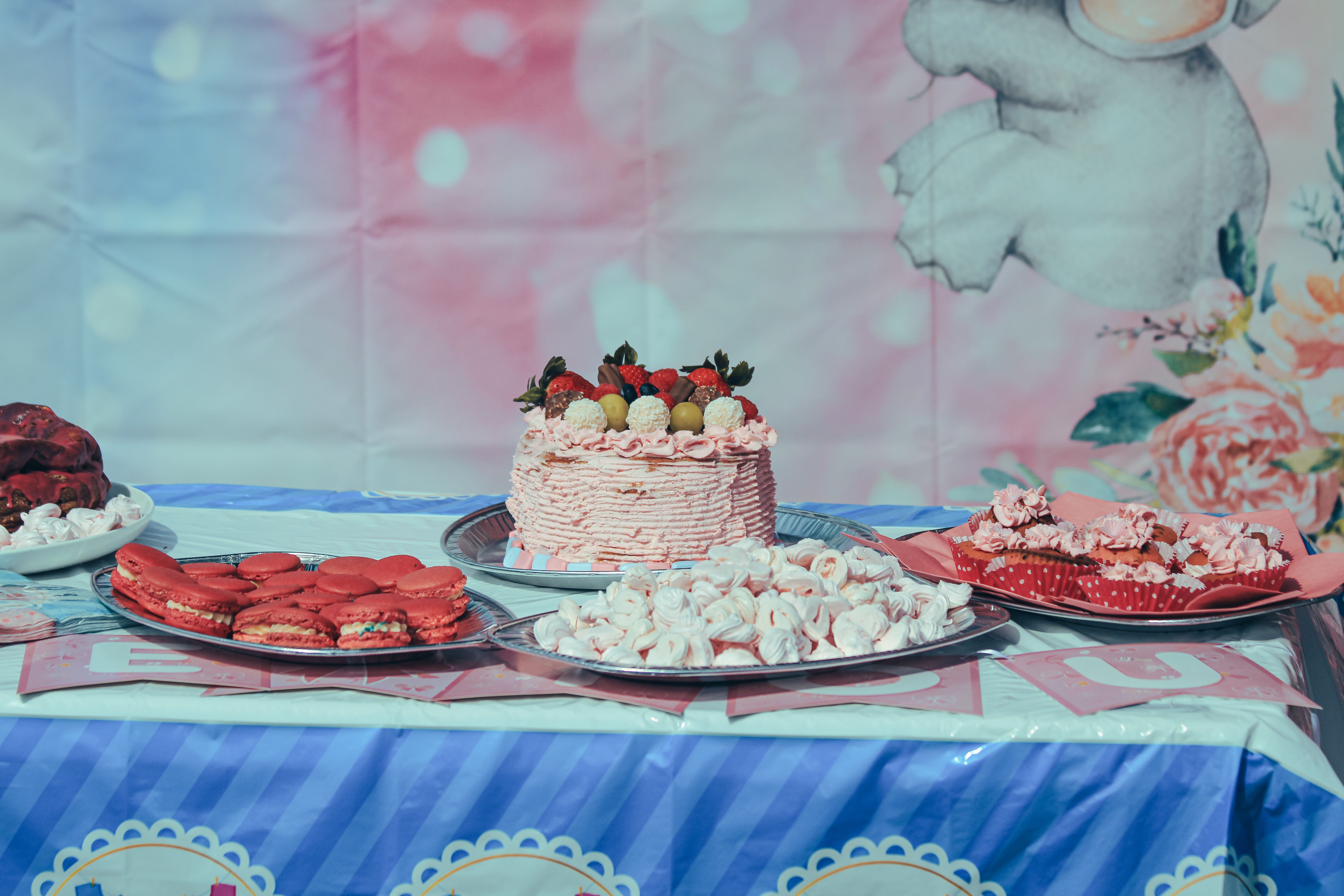 Cake Decorating Process